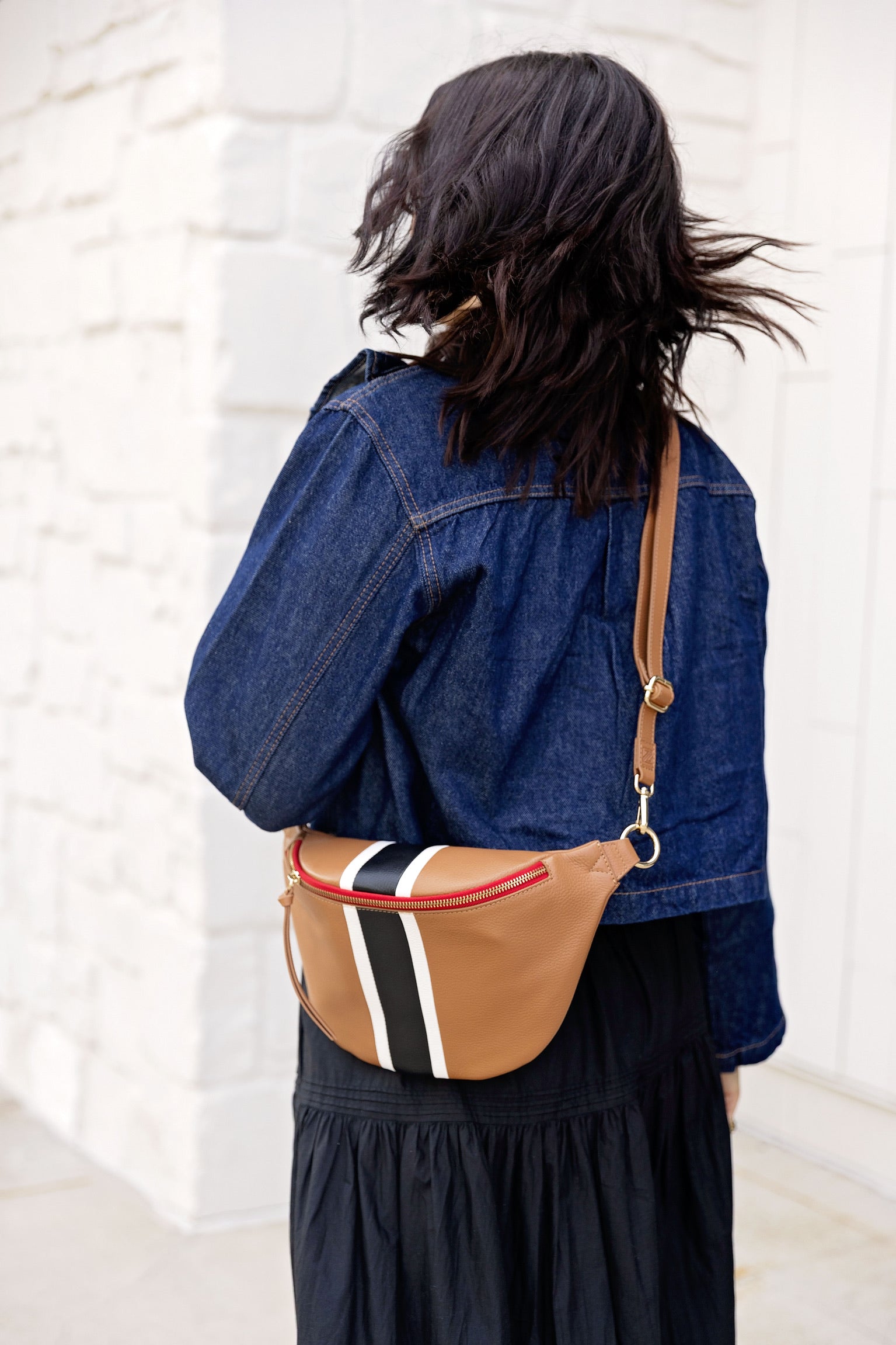 BALLYネイビー バッグ/レザー/NVY/SLING BAG STARLEX 中古・古着通販】BALLY (バリー) スモールレザー2WAYバッグ ネイビー